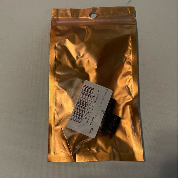 Lexus logo valve Stem caps in Black set of 4. NWT - Picture 4 of 4